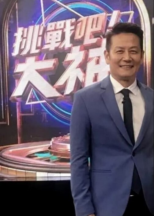 颜射白虎妹妹 - 岛国爱情片